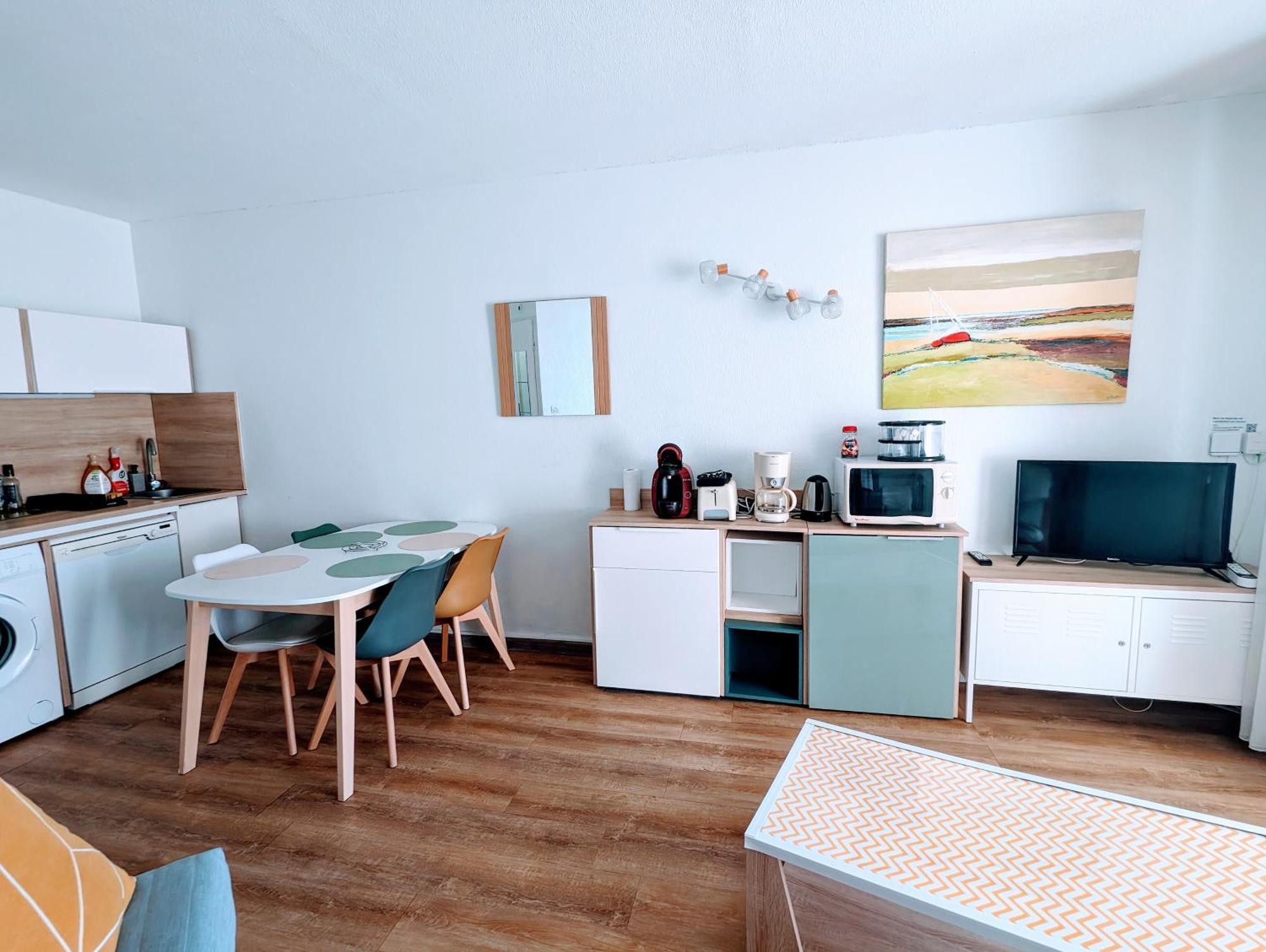 Apartment T3 Climatise Avec Piscine Et Vue Sur